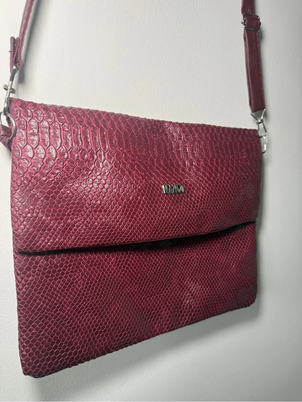 MANGO Burgundy Croc Embossed Crossbody Shoulder Bag